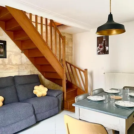 Charmante Maison Girondine * La Riviere (Gironde)